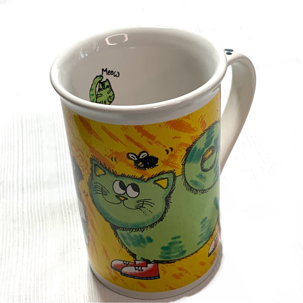 Collectible Cat Coffee Mug Cup Kitty w Sneakers Whimsical Adorable Felines CUTE